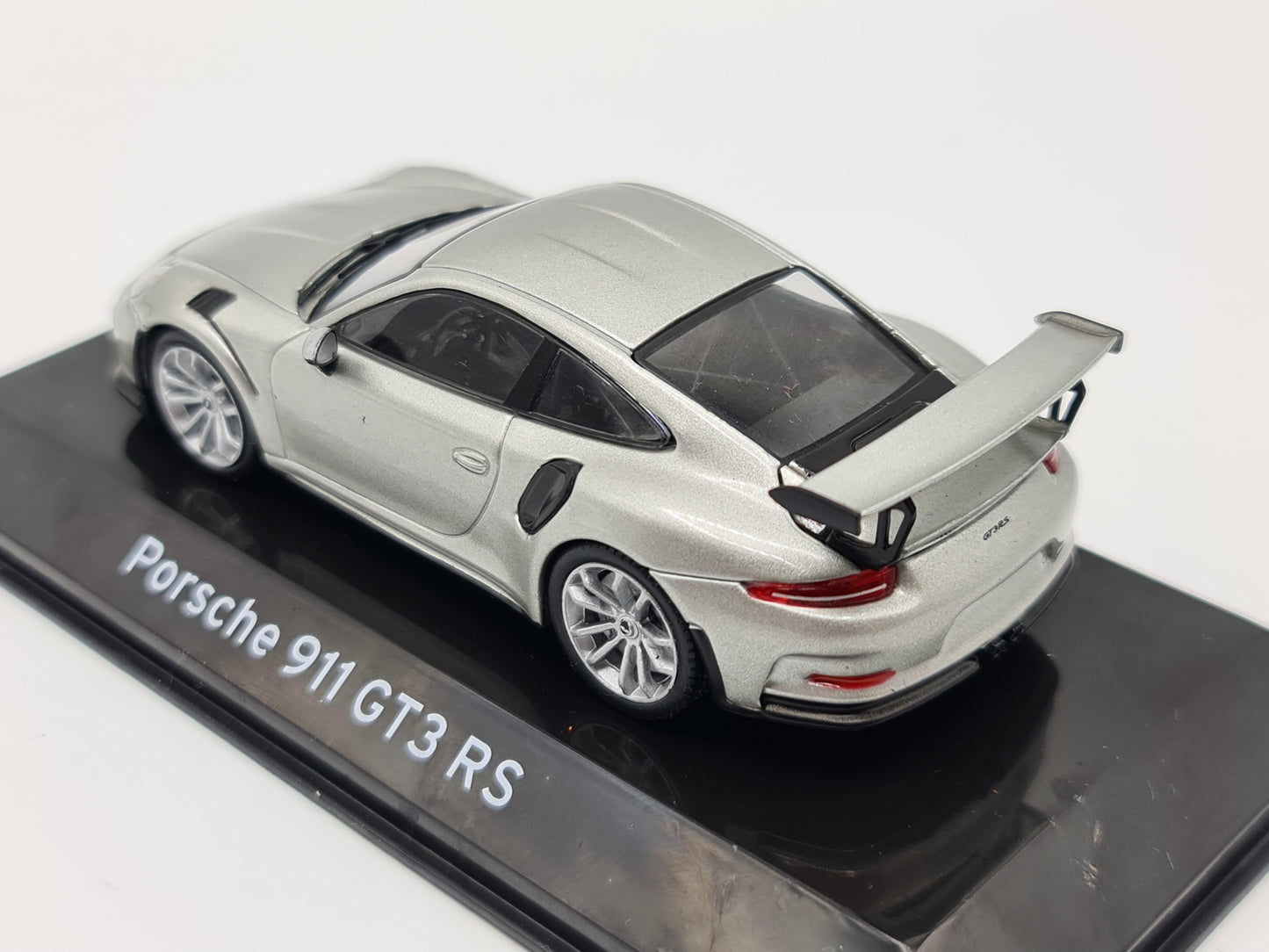 1/43 2017 Porsche 911 GT3 RS