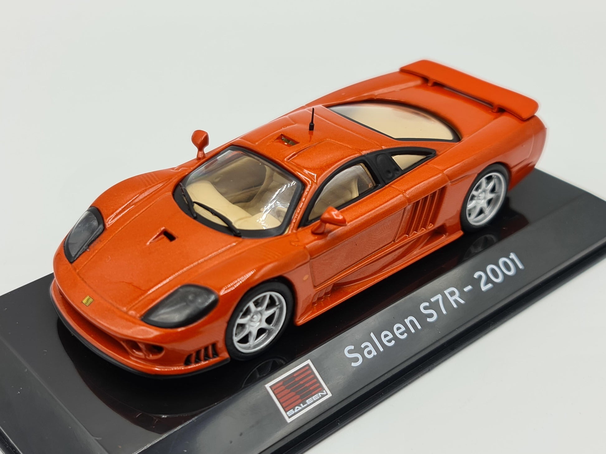 1/43 2001 Saleen S7