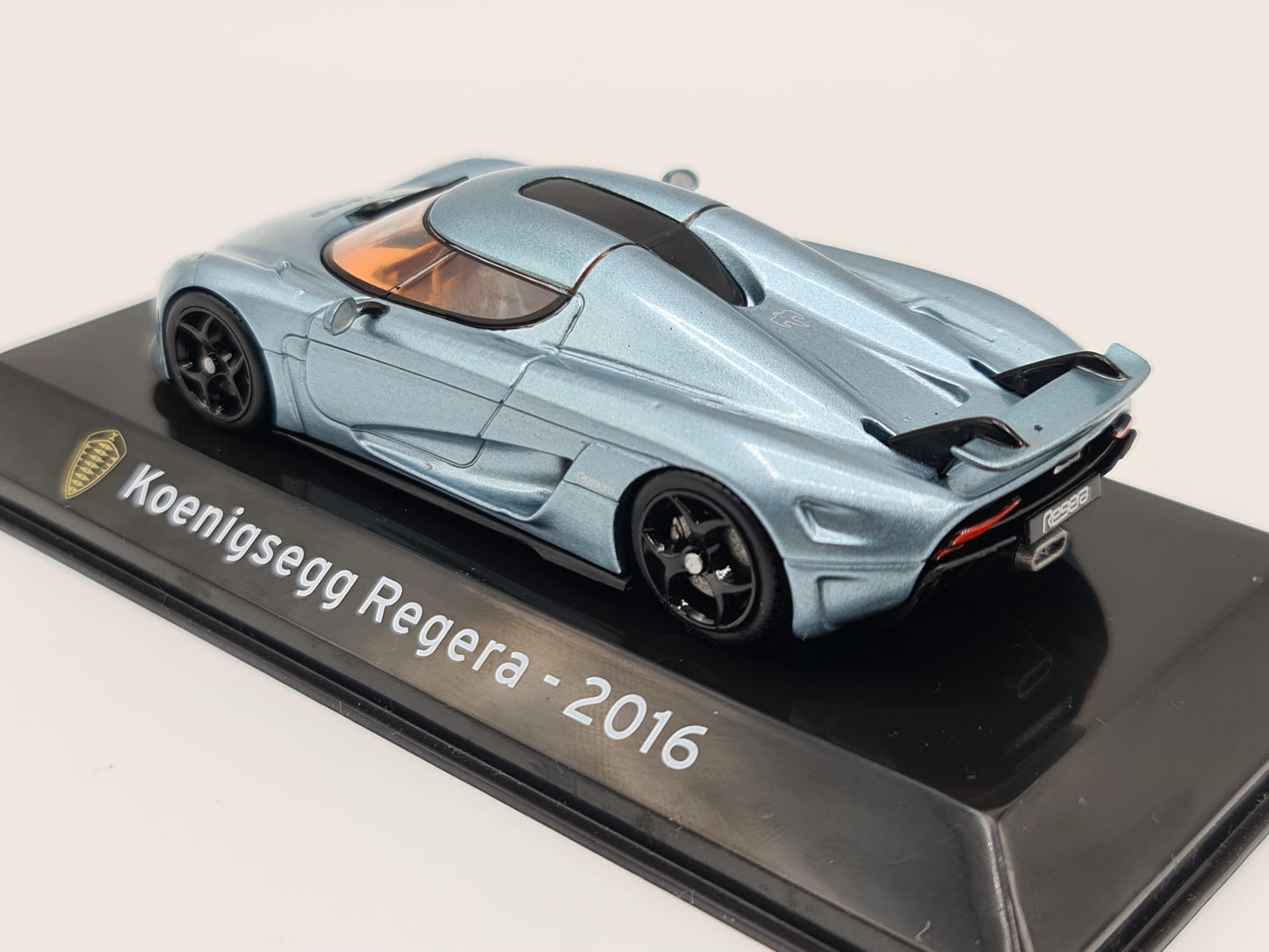 1/43 2016 Koenigsegg Regera