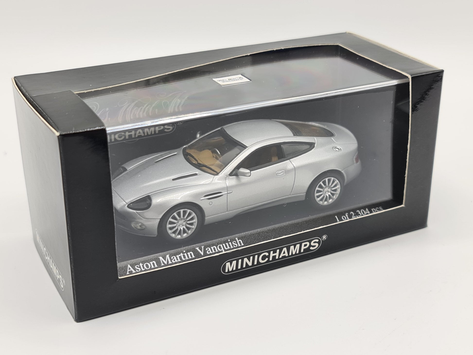 1/43 2002 Aston Martin Vanquish - Minichamps | Model Car
