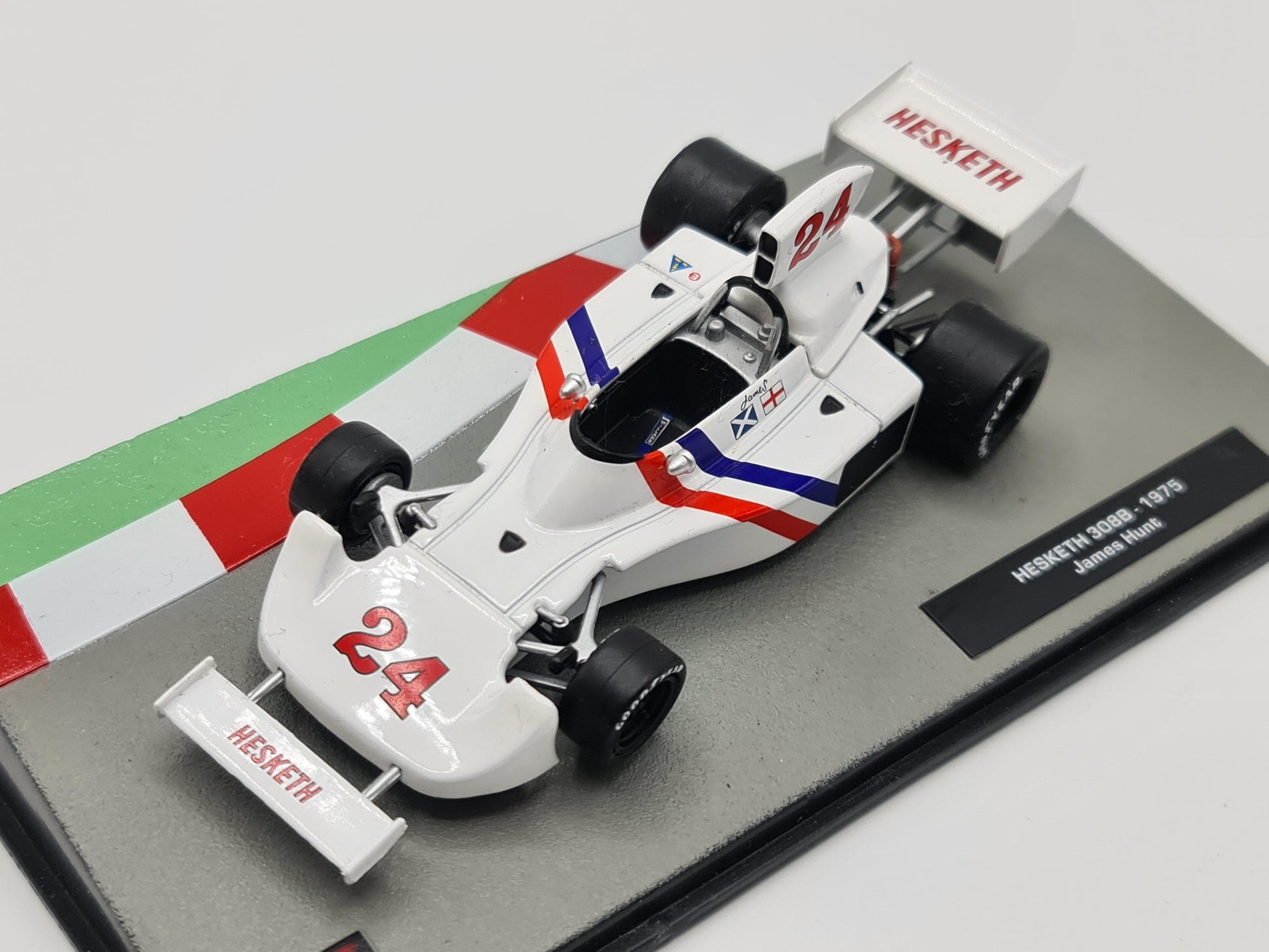 1/43 1975 Hesketh 308 - James Hunt