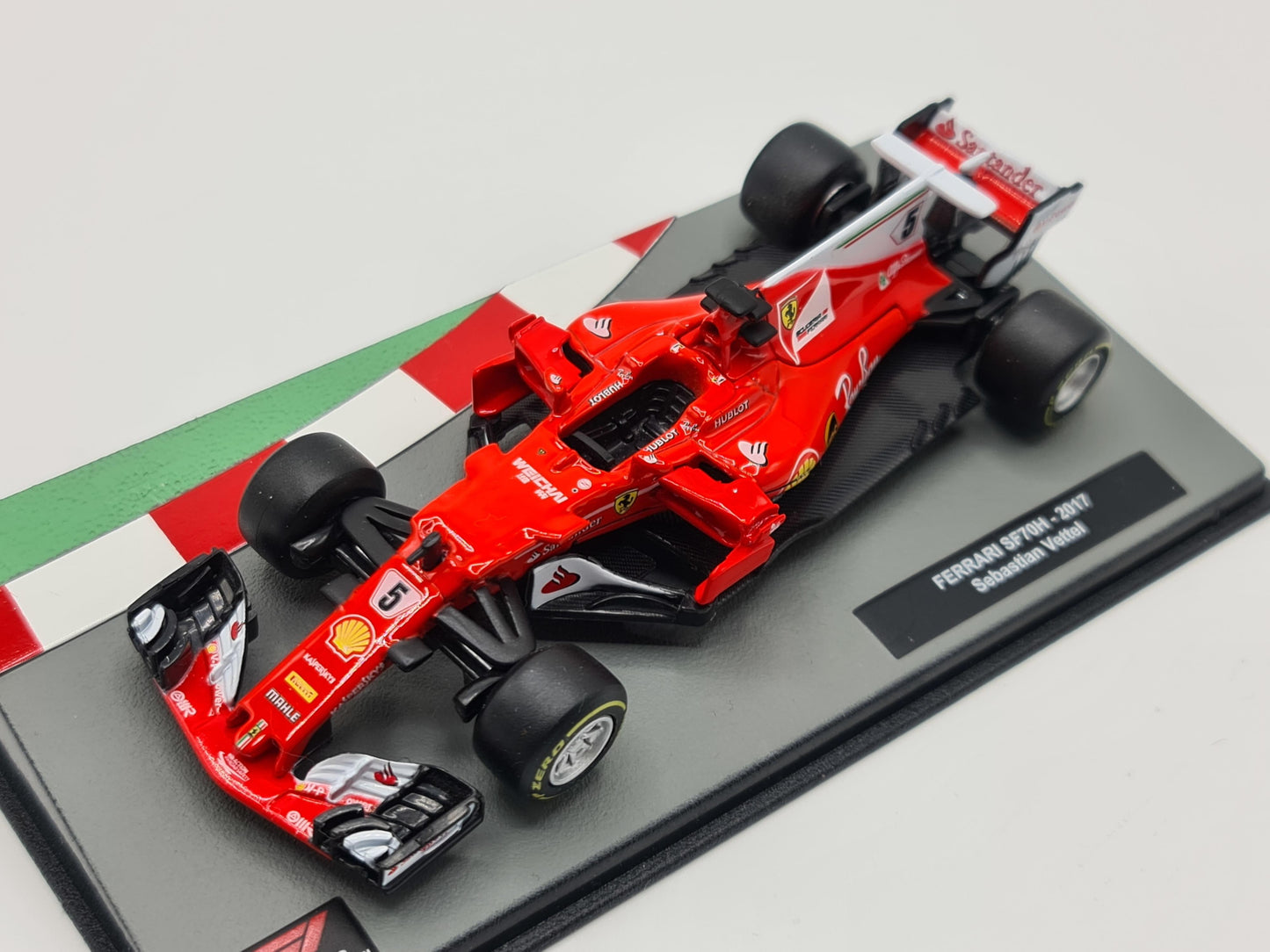 1/43 2017 Ferrari SF70H - Sebastian Vettel