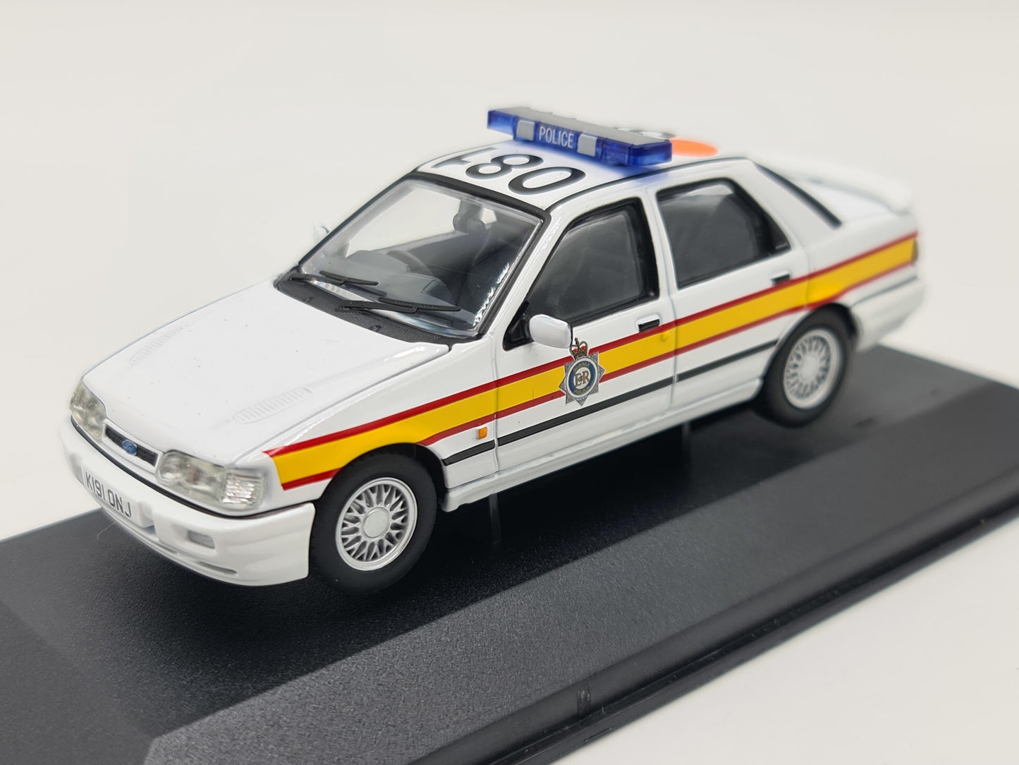 1/43 1993 Ford Sierra Sapphire RS Cosworth 4x4 - British Police - Sussex - Corgi Vanguards