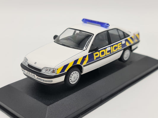 1/43 1992 Vauxhall Carlton 2.6Li - British Police - W. Mercia - Corgi Vanguards