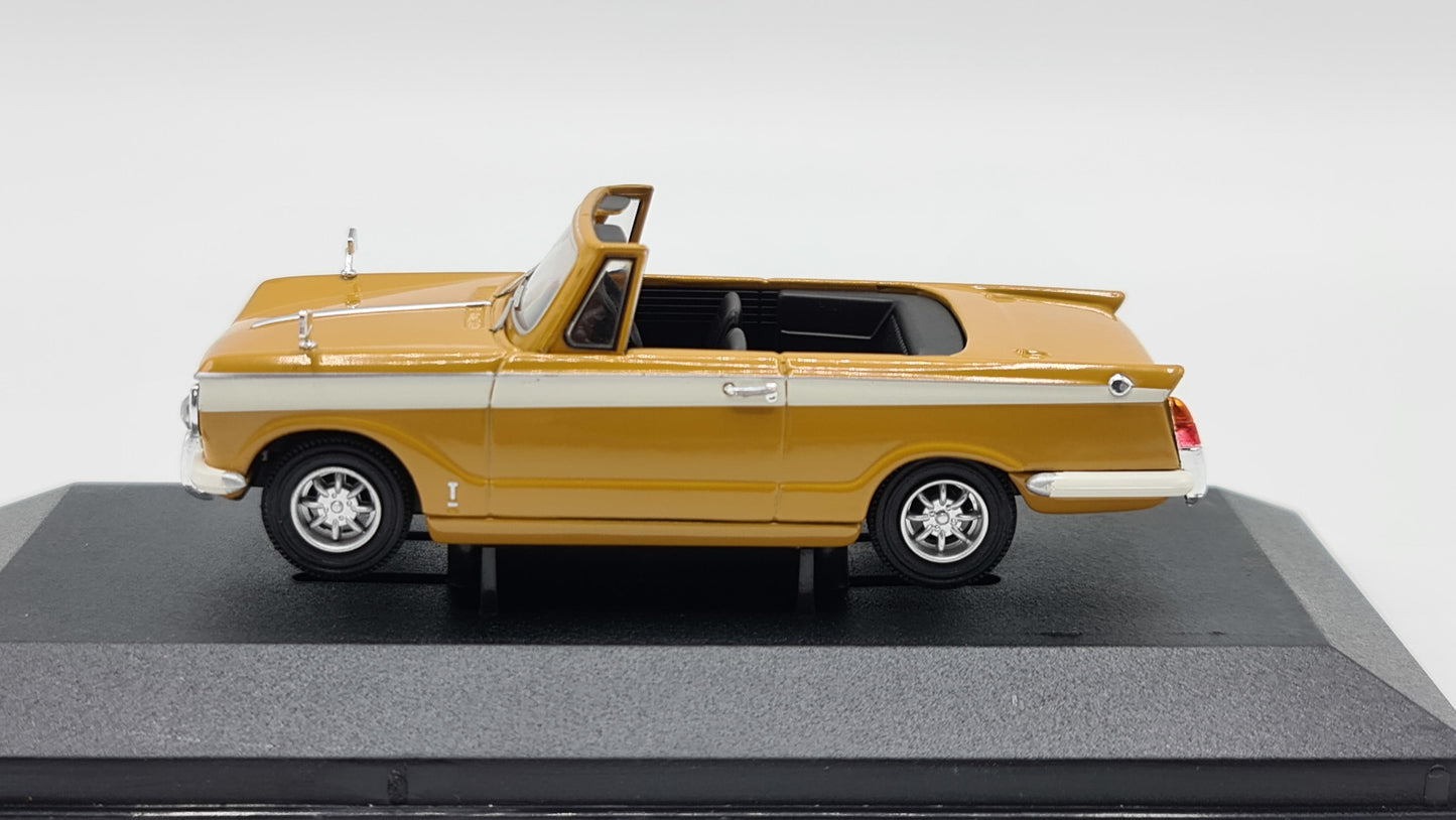 1/43 1971 Triumph Herald 13/60 Convertible - Corgi Vanguards