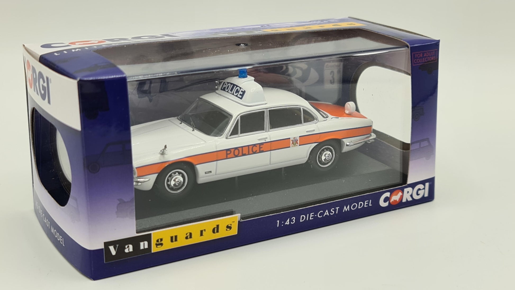 1/43 1974 Jaguar XJ6 Series 2 4.2 litre - British Police - Thames Valley - Corgi Vanguards | Model Car