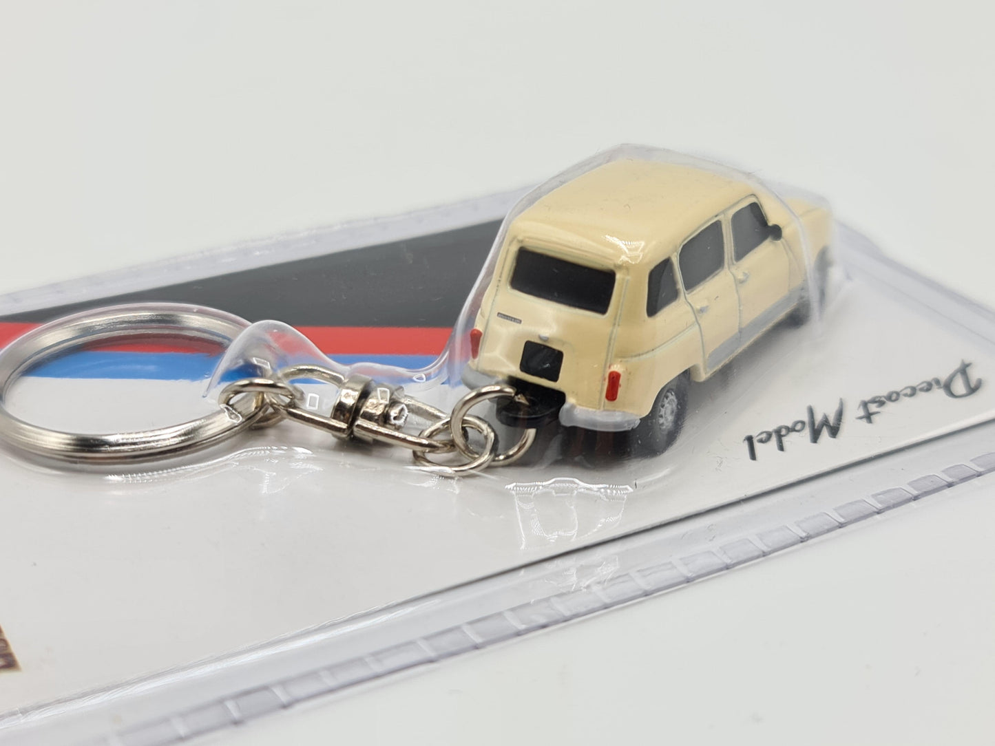 Renault 4L Key Chain - Z Models