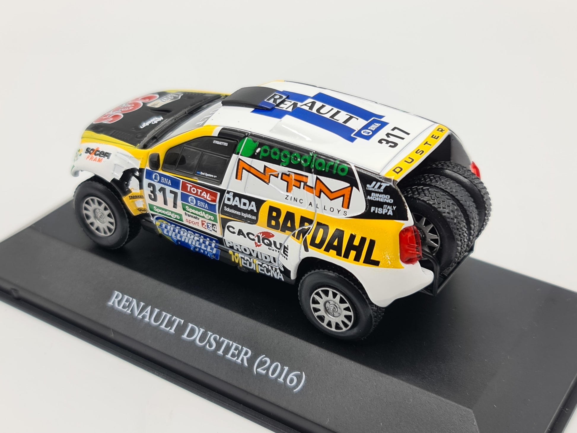 1/43 2016 Renault Duster - Dakar Rally - Spataro / Lavieille