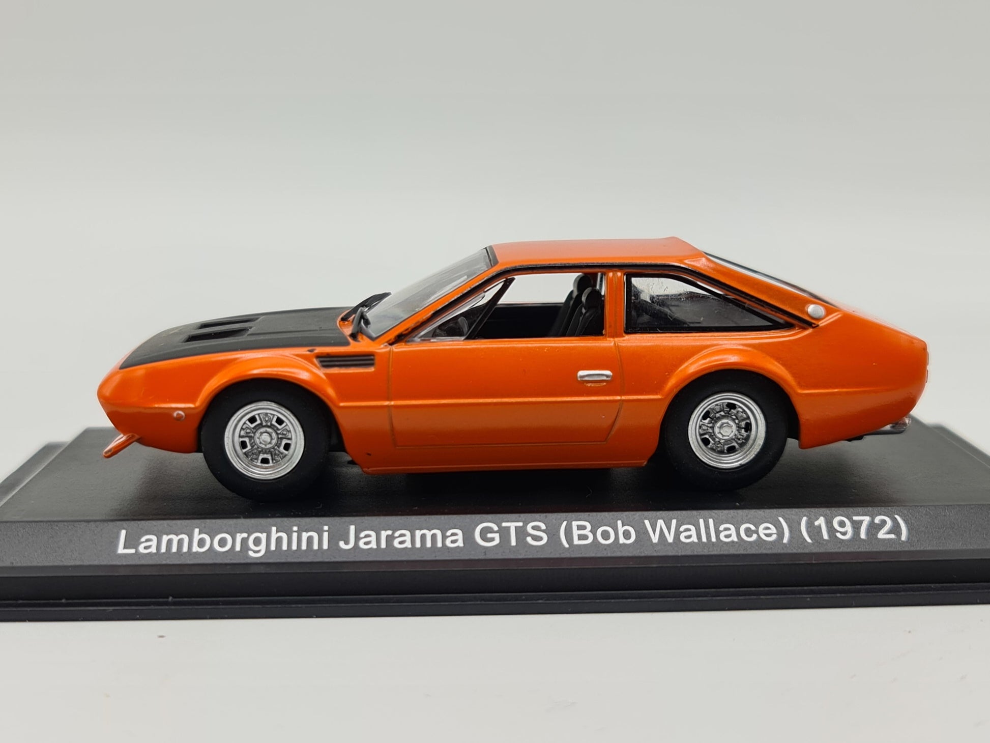 1/43 1972 Lamborghini Jarama (Bob Wallace) | Model Car