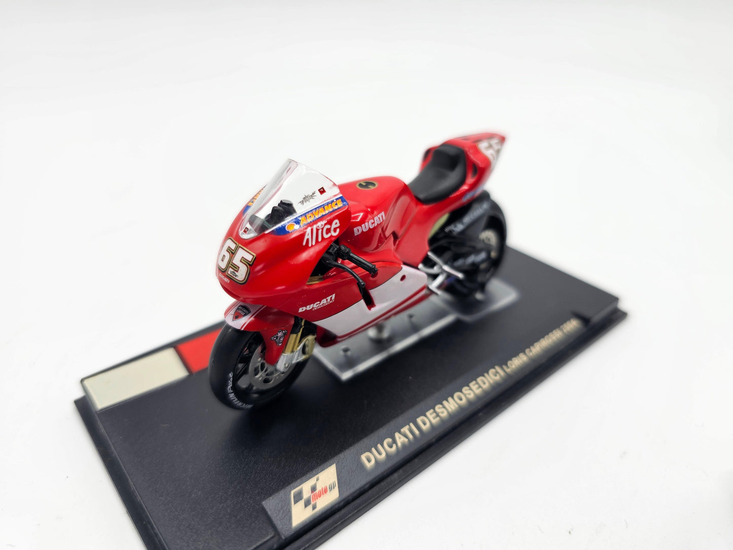 1/24 2004 Ducati Desmosedici - Loris Capirossi