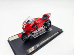 1/24 2004 Ducati Desmosedici - Loris Capirossi | Racing Bike Model