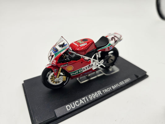 1/24 2001 Ducati 996 R - Troy Bayliss