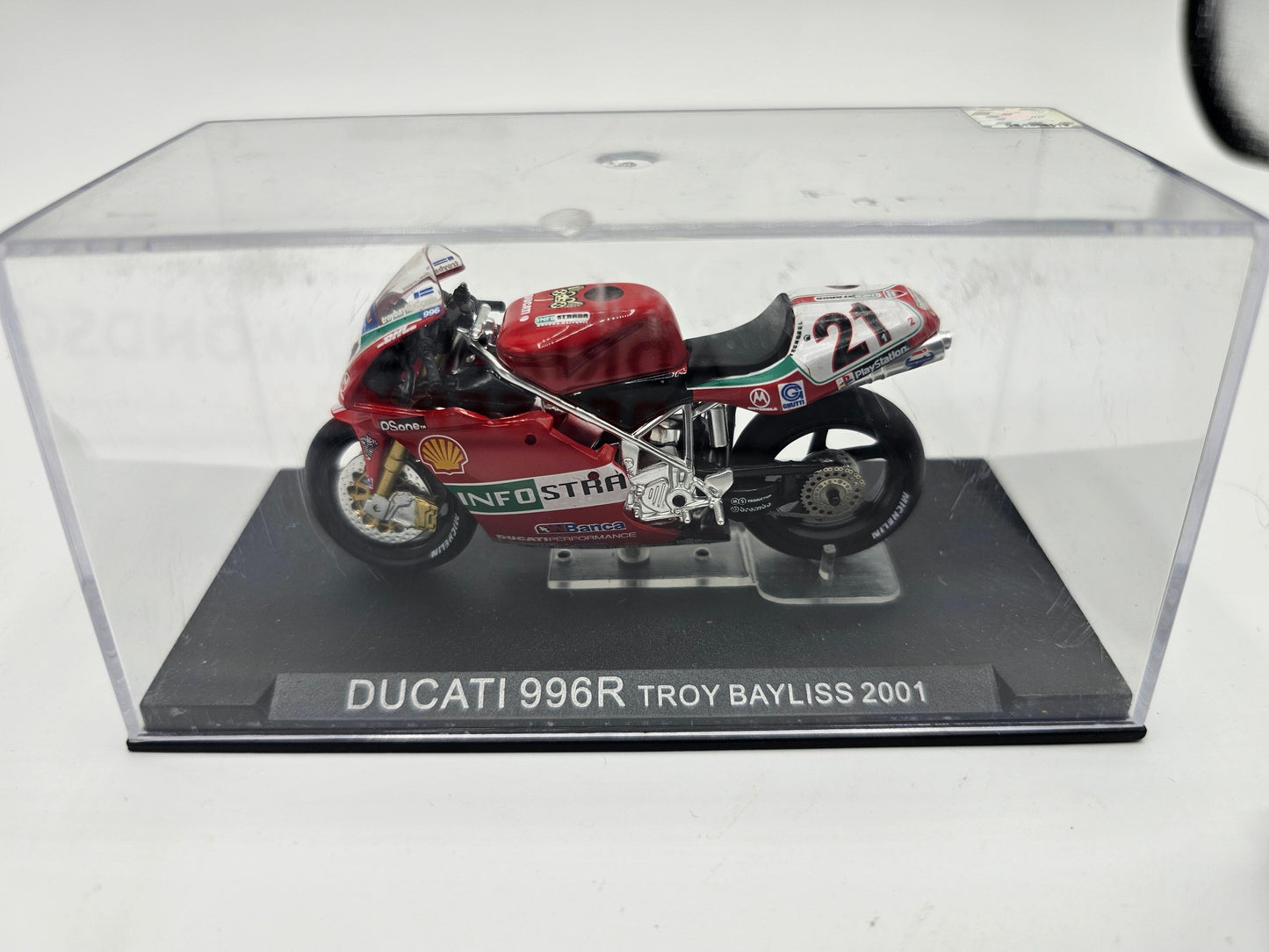 1/24 2001 Ducati 996 R - Troy Bayliss