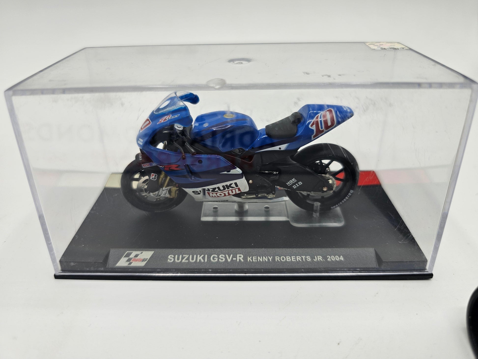 1/24 2004 Suzuki GSC-R - Kenny Roberts Jr.