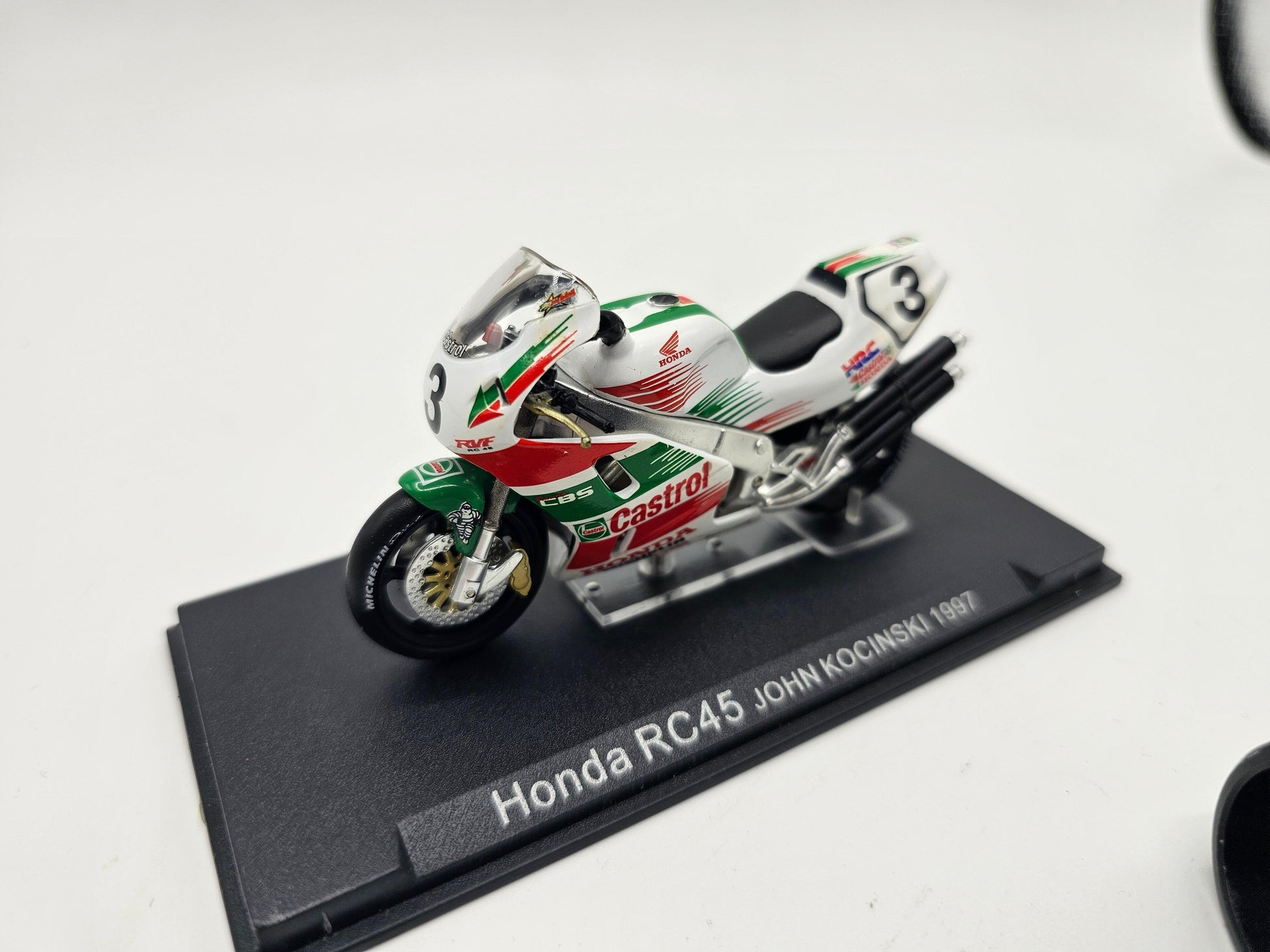 1/24 1997 Honda RC45 - John Kocinski