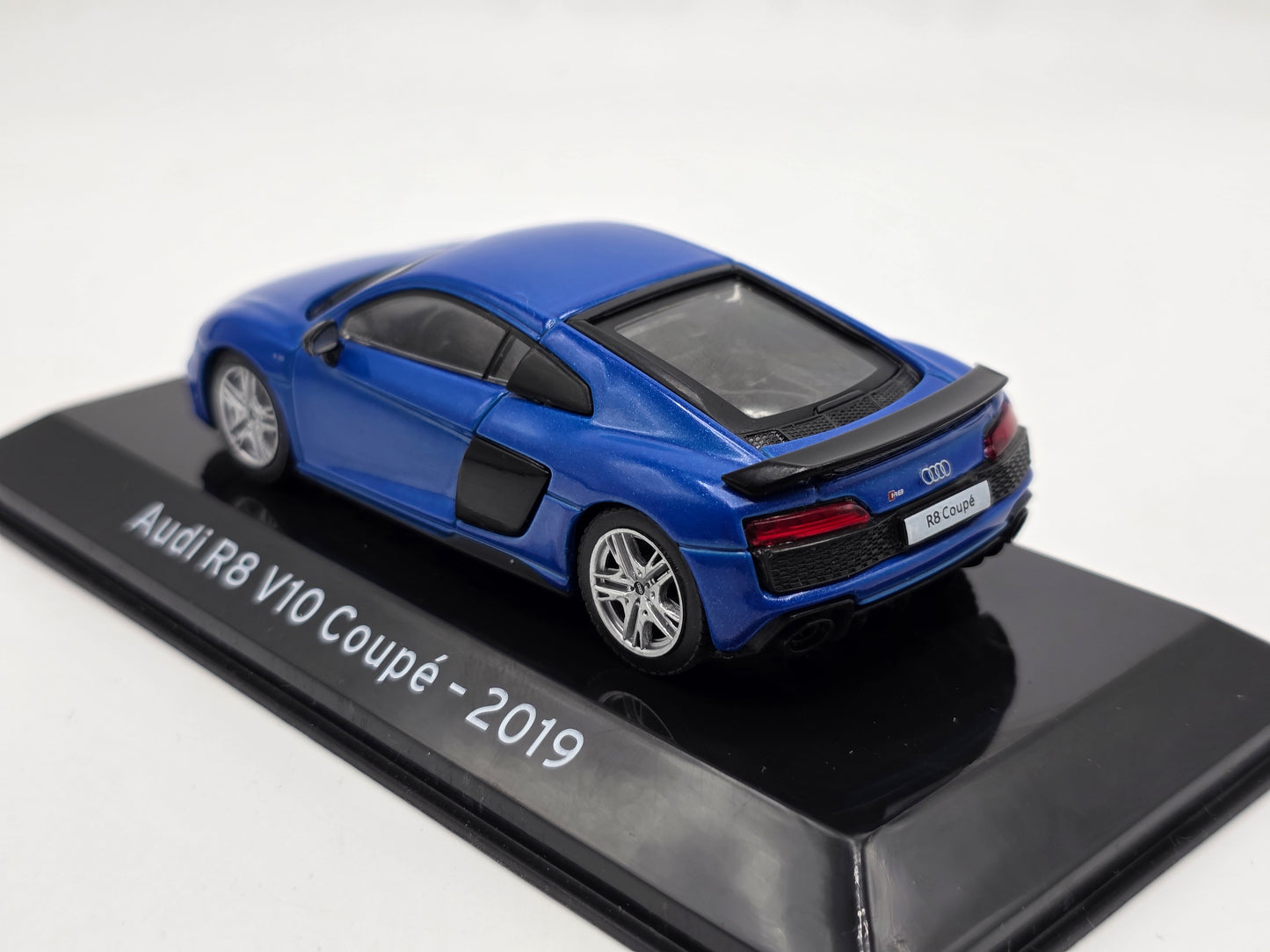 1/43 2019 Audi R8 V10 Coupe