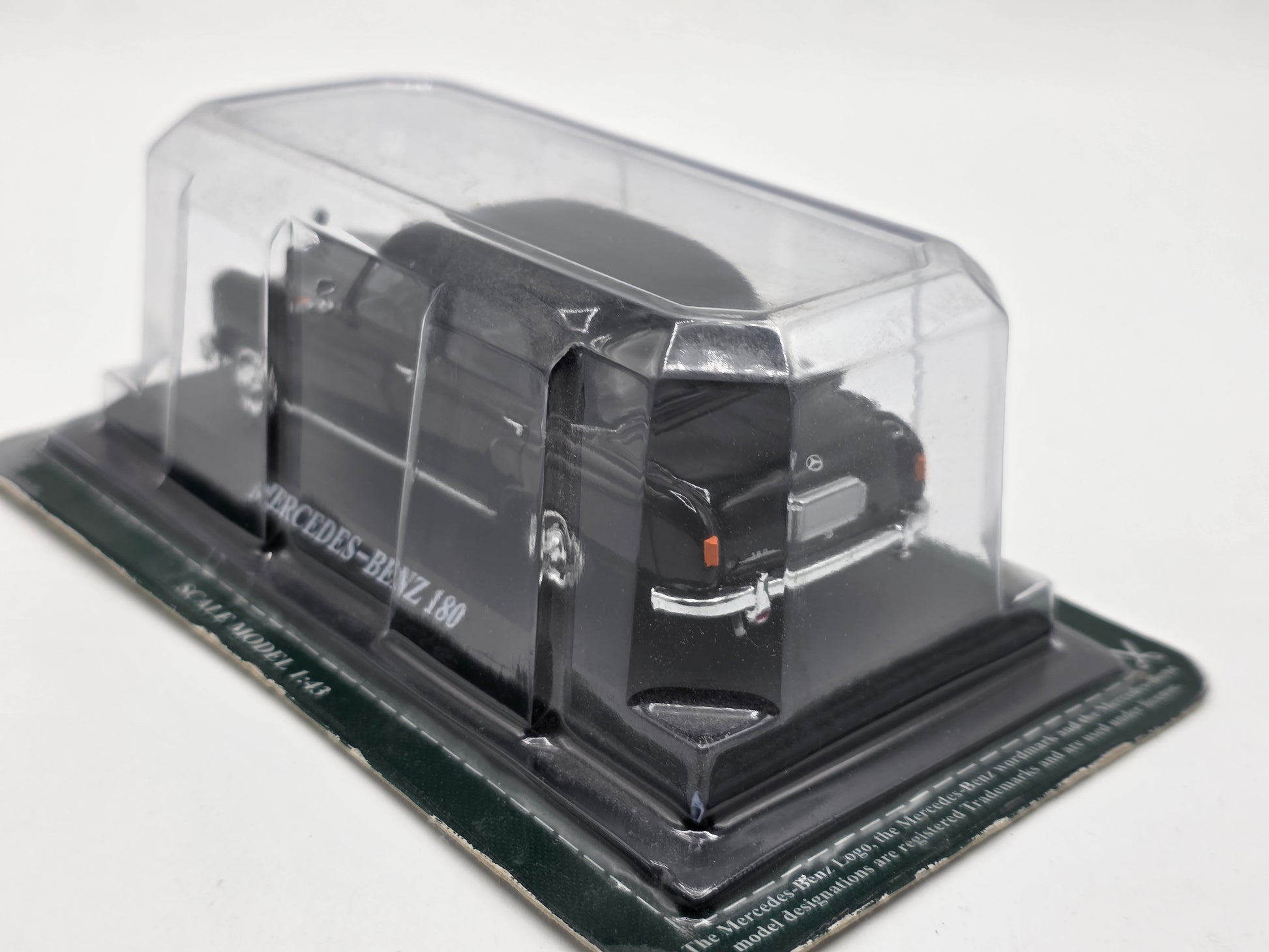 1/43 1956 Mercedes-Benz 180 - Del Prado