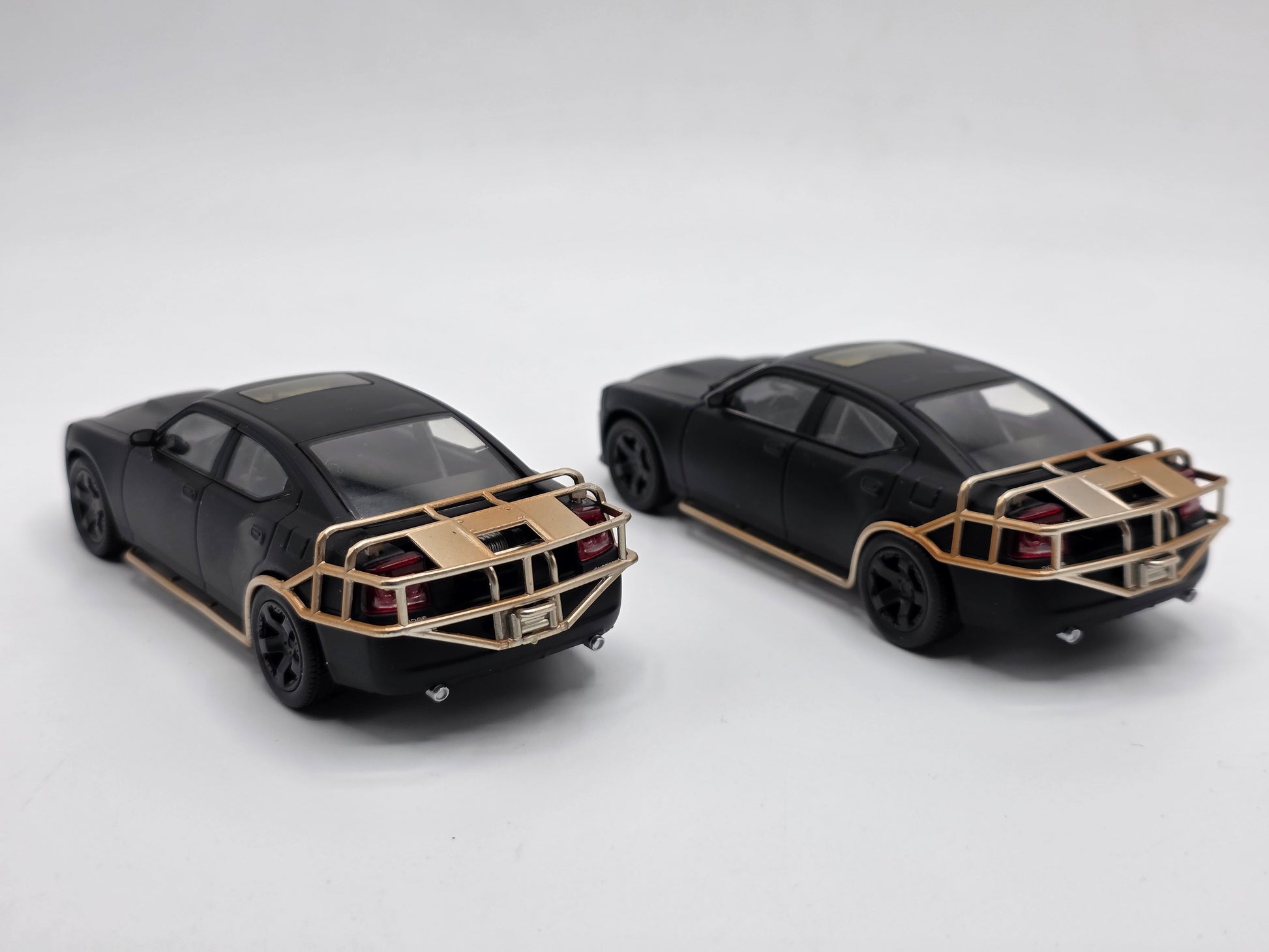 1/43 2010 Dodge Charger SRT-8 Twin Pack - Fast & Furious