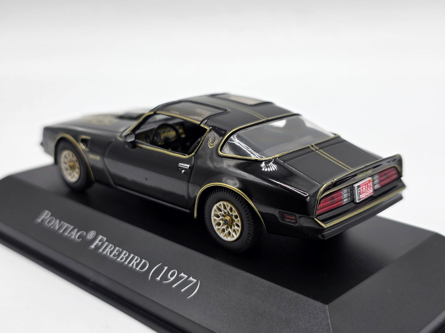 1/43 1977 Pontiac Firebird Trans Am | Model Car | American Car Collection