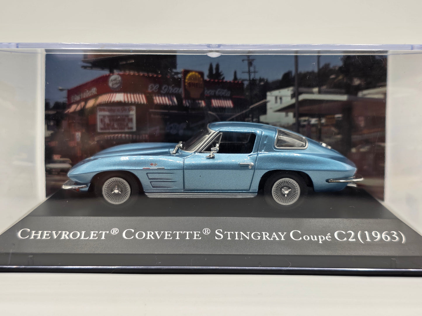 1/43 1963 Chevrolet Corvette C2 Stingray Coupe | Model Car | American Car Collection