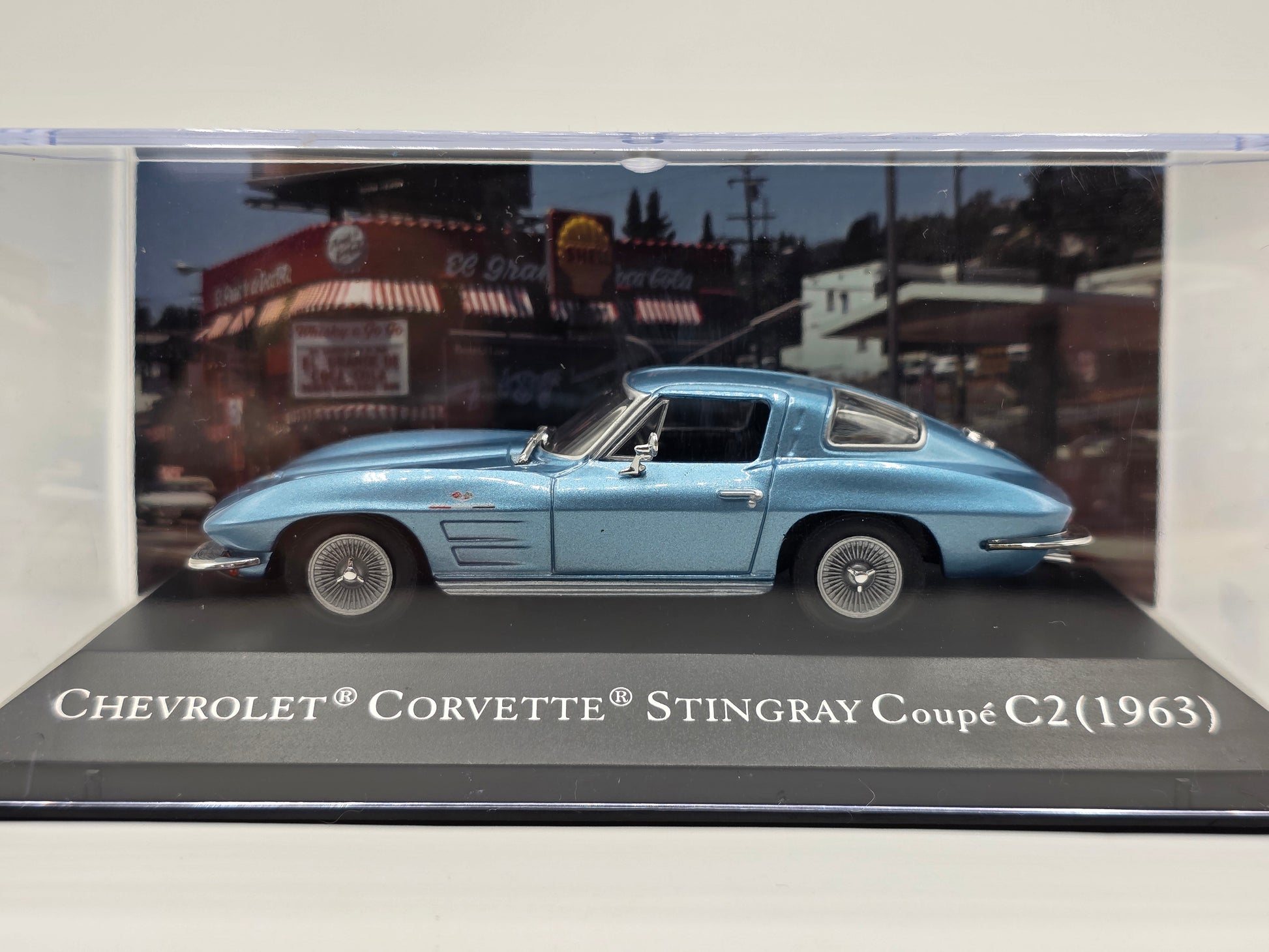 1/43 1963 Chevrolet Corvette C2 Stingray Coupe | Model Car | American Car Collection