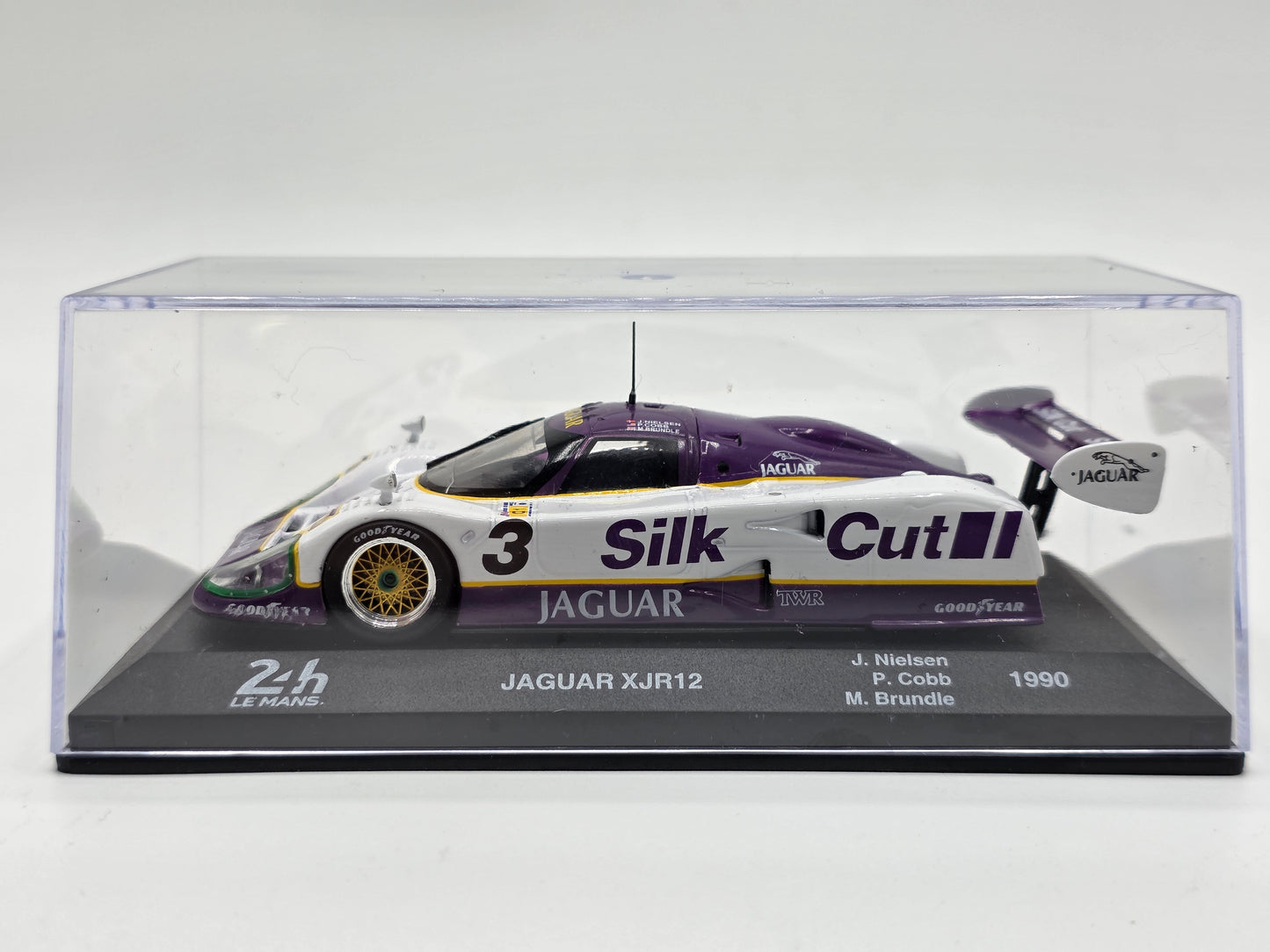 1/43 1990 Jaguar XJR12 - Nielsen / Cobb / Brundle | Model Le Mans Car