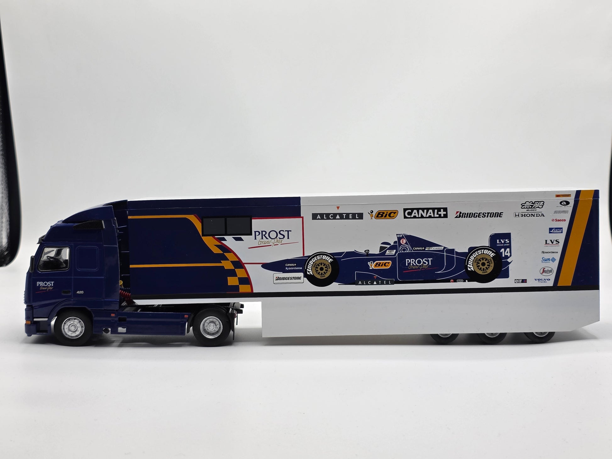 1/43 1997 Volvo FH12 Transporter Truck - Prost F1 Team