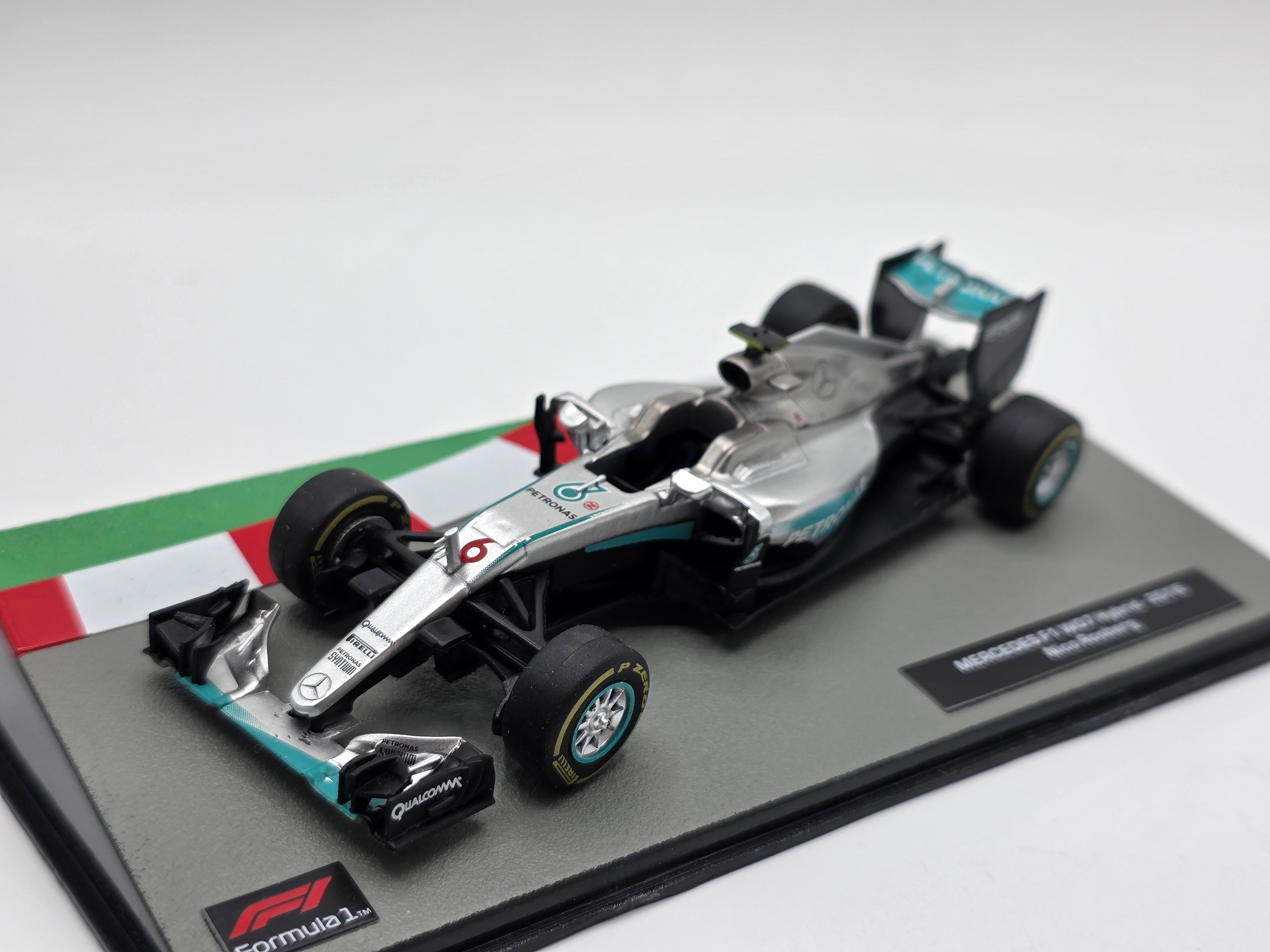 1/43 2016 Mercedes-Benz F1 W07 Hybrid - Nico Rosberg | Model Car