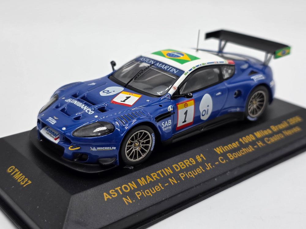 1/43 2006 Aston Martin DBR9 - 1000 miles Brazil - Piquet / Piquet Jr / Bouchut / Neves - IXO | Model Car