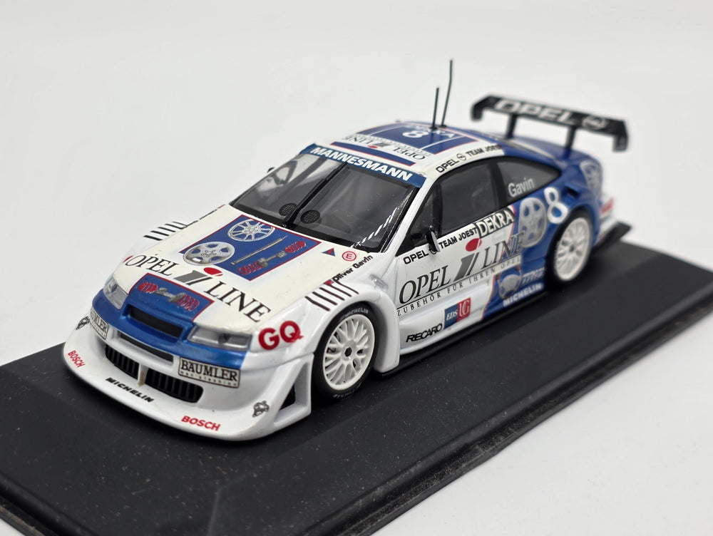 1/43 1996 Opel Calibra - DTM/ITC - Oliver Gavin - Minichamps | Model Car