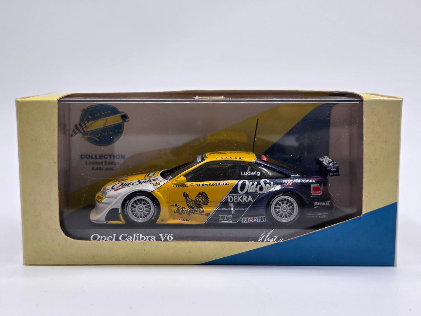 1/43 1995 Opel Calibra - DTM - Klaus Ludwig - Minichamps | Model Car