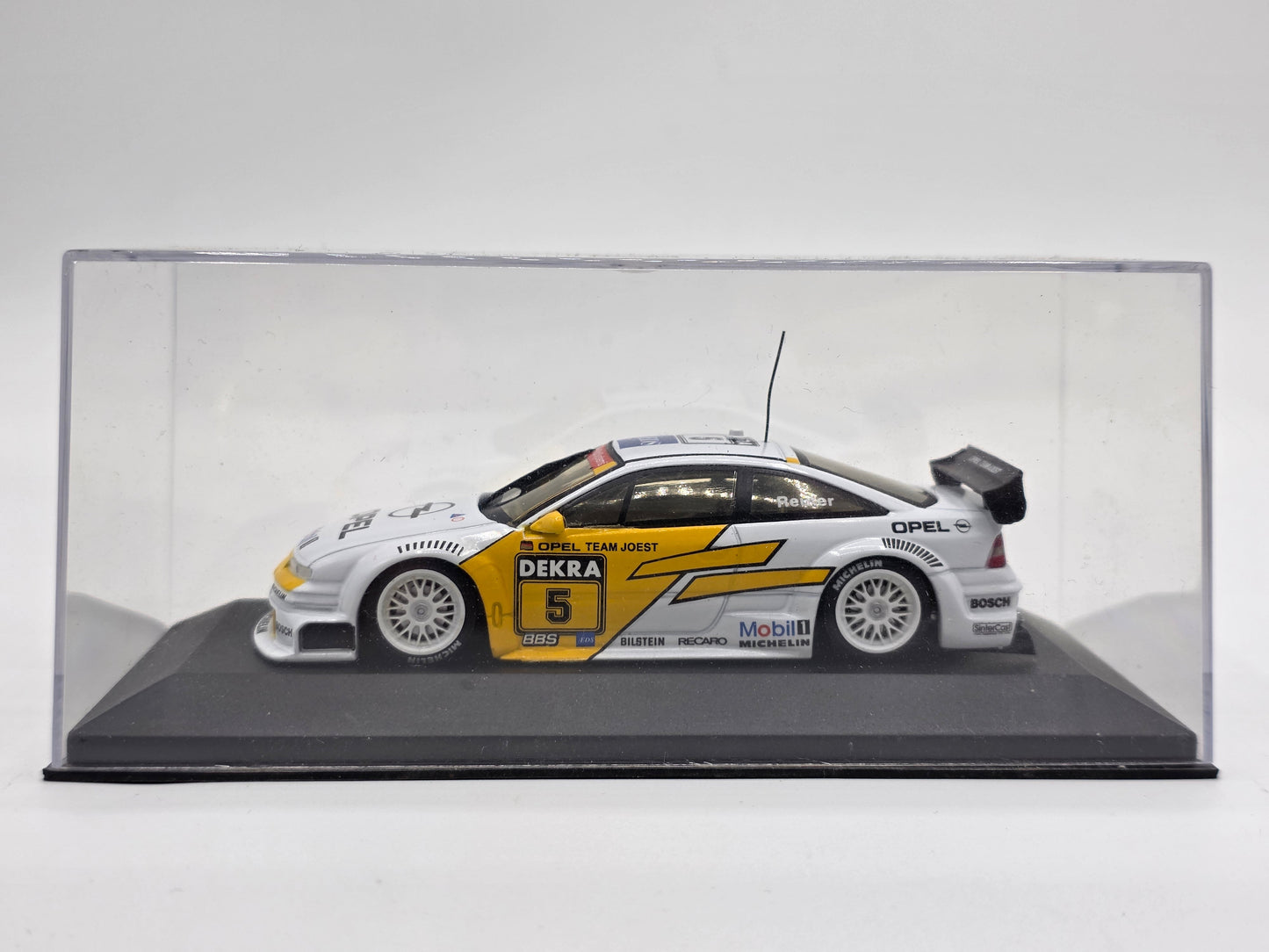1/43 1994 Opel Calibra - DTM - Manuel Reuter - Minichamps | Model Car
