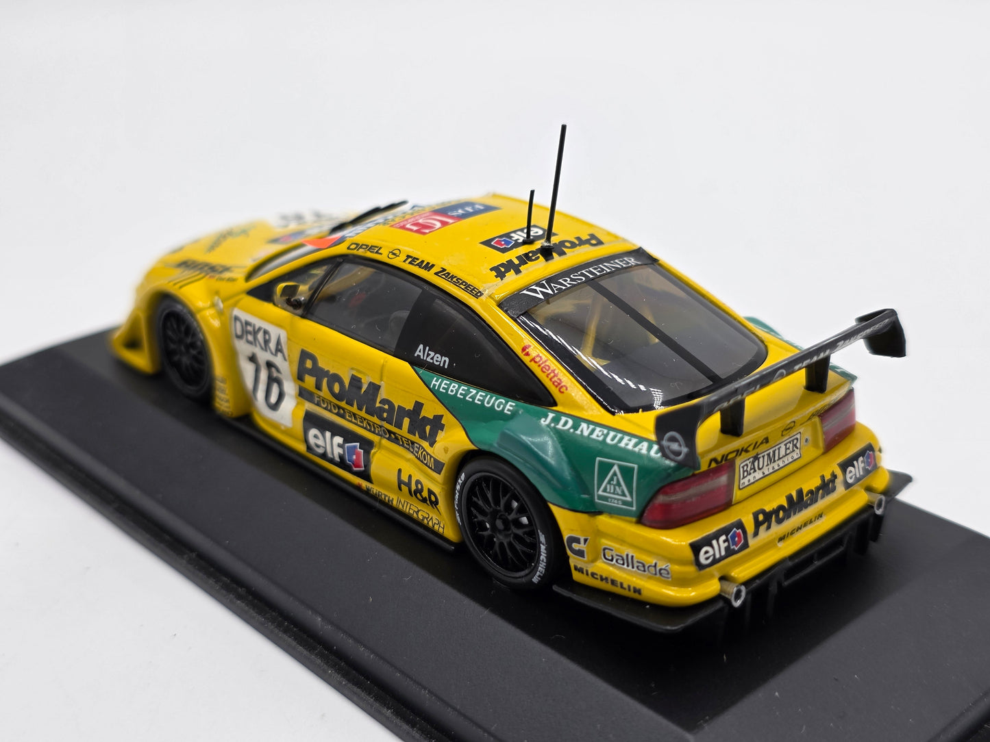 1/43 1996 Opel Calibra - DTM/ITC - Uwe Alzen - Minichamps | Model Car