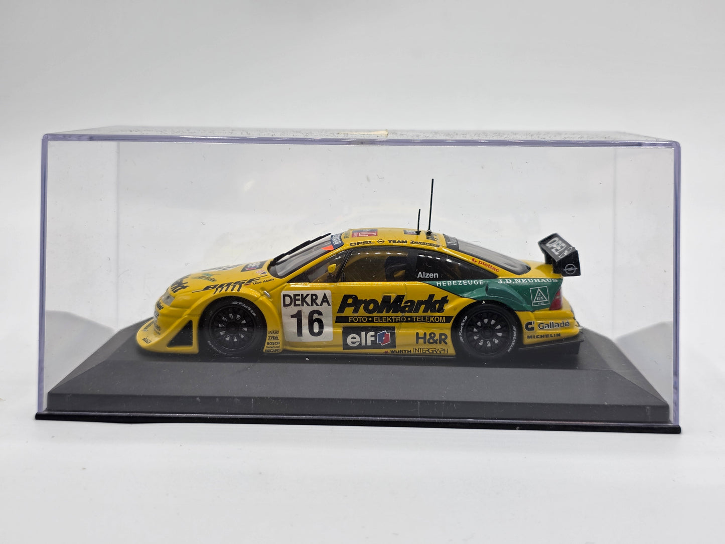 1/43 1996 Opel Calibra - DTM/ITC - Uwe Alzen - Minichamps | Model Car