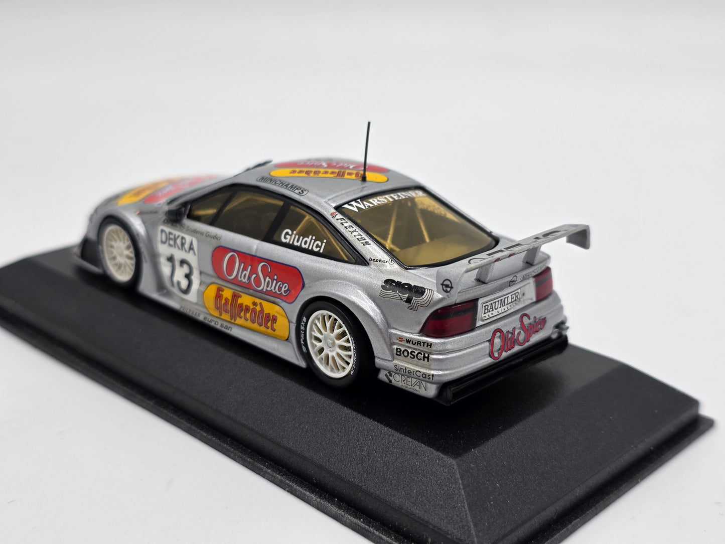 1/43 1996 Opel Calibra - DTM/ITC - Gianni Giudici - Minichamps | Model Car