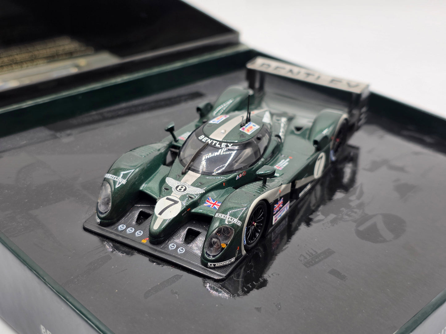 1/43 2003 Bentley Speed 8 - Capello / Kristensen / Smith - Minichamps - Presentation Box