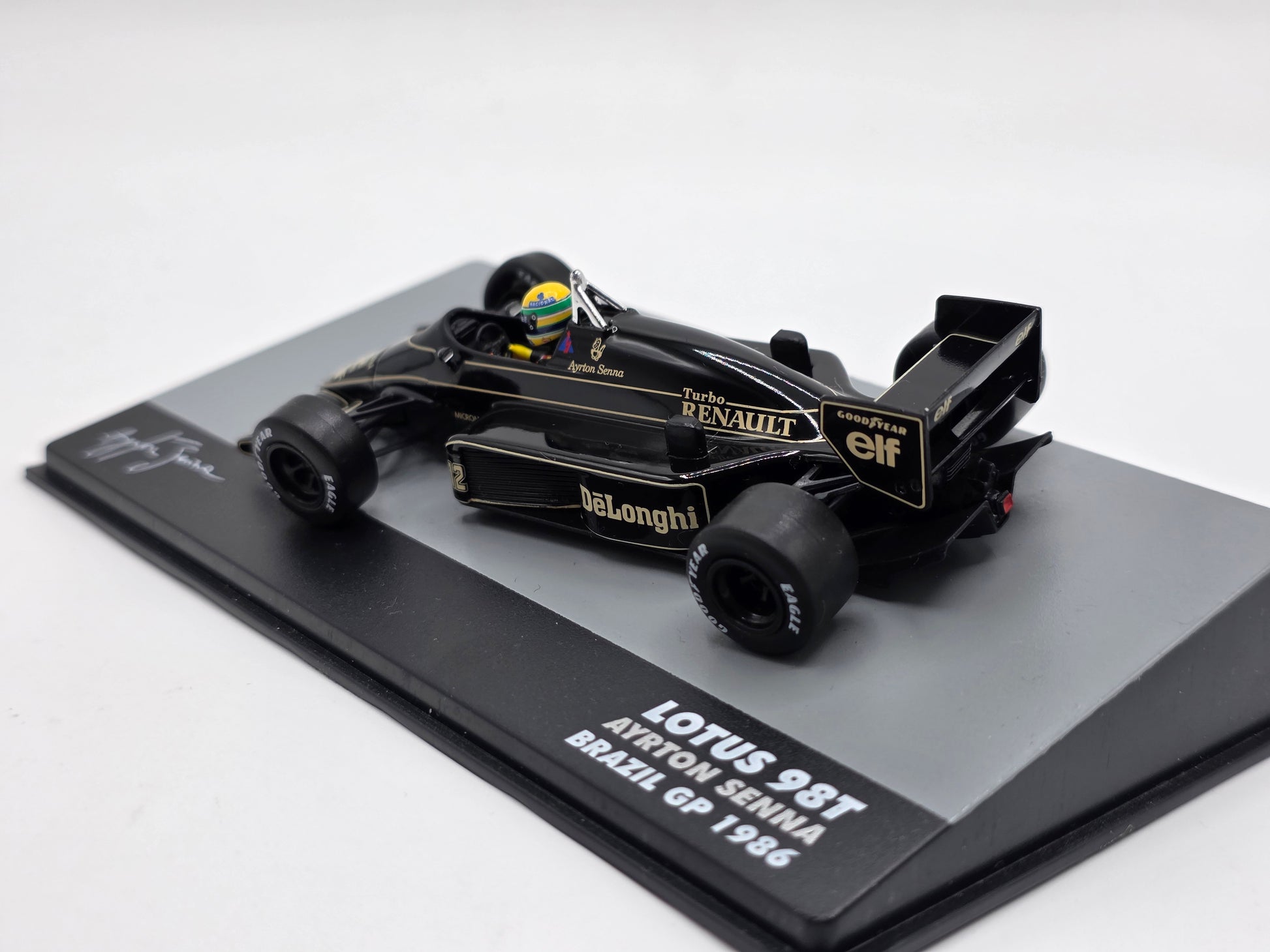 1/43 1986 Lotus 98T – Ayrton Senna | Model F1 Car