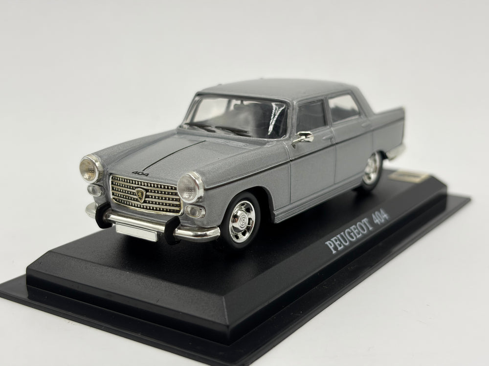 1/43 1964 Peugeot 404 - Del Prado | Model Car