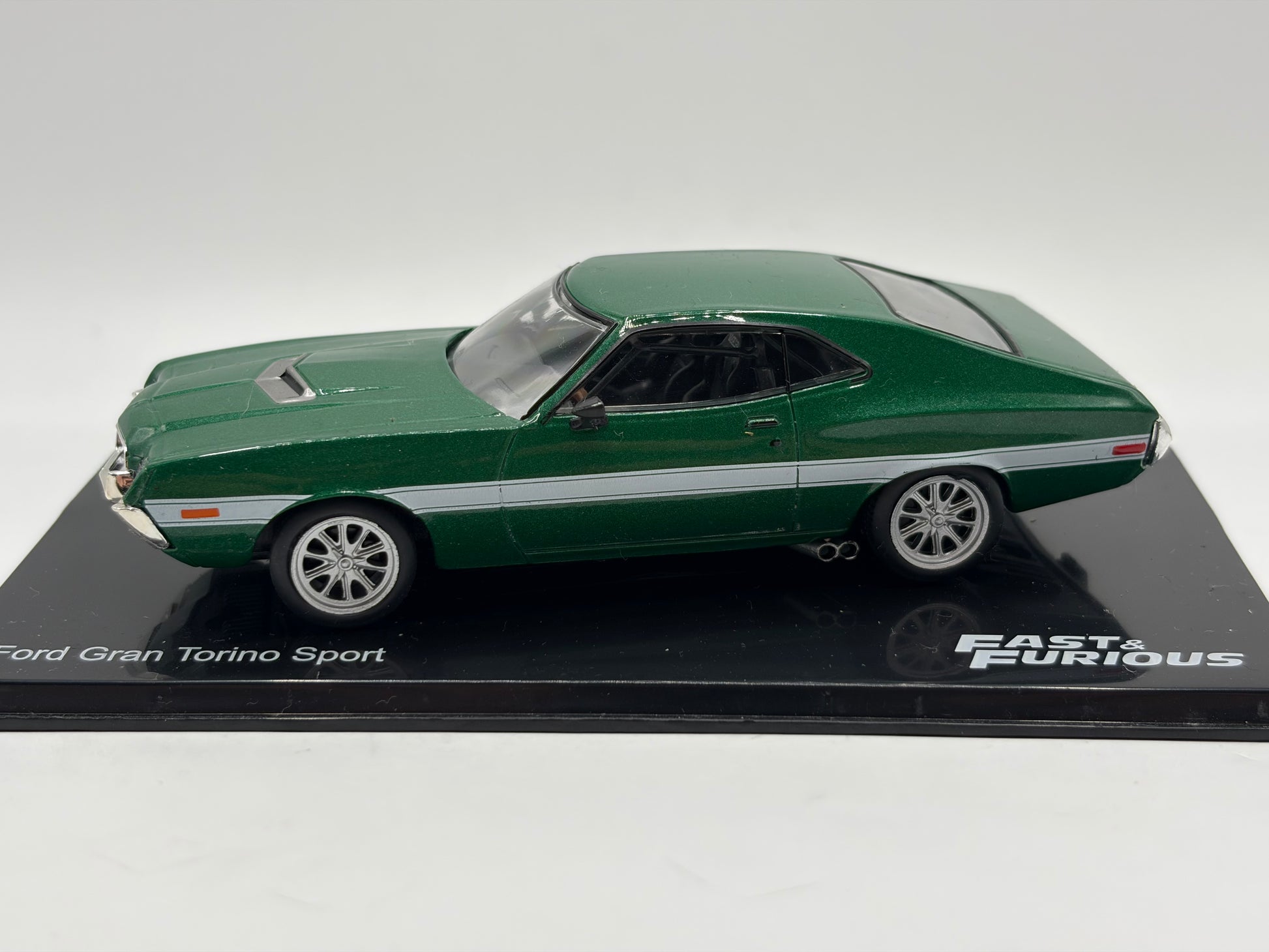 1/43 1972 Ford Gran Torino Sport - Fast & Furious | Model Car
