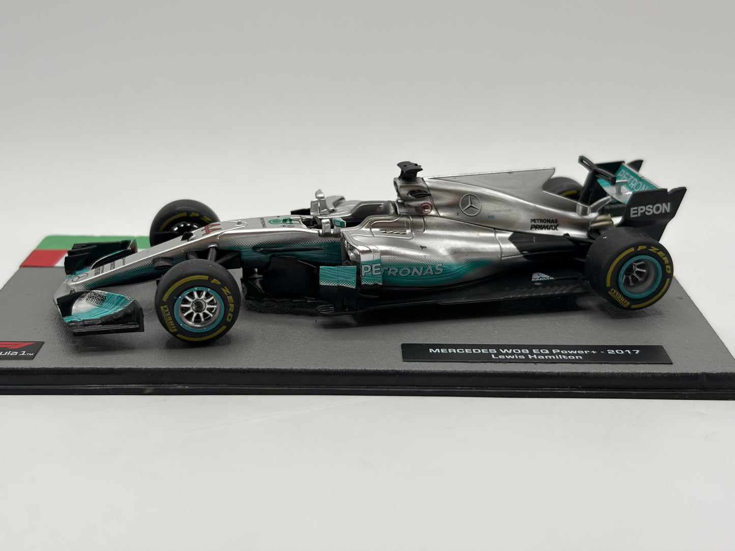 1/43 2017 Mercedes-Benz W08 - Lewis Hamilton | Model F1 Car