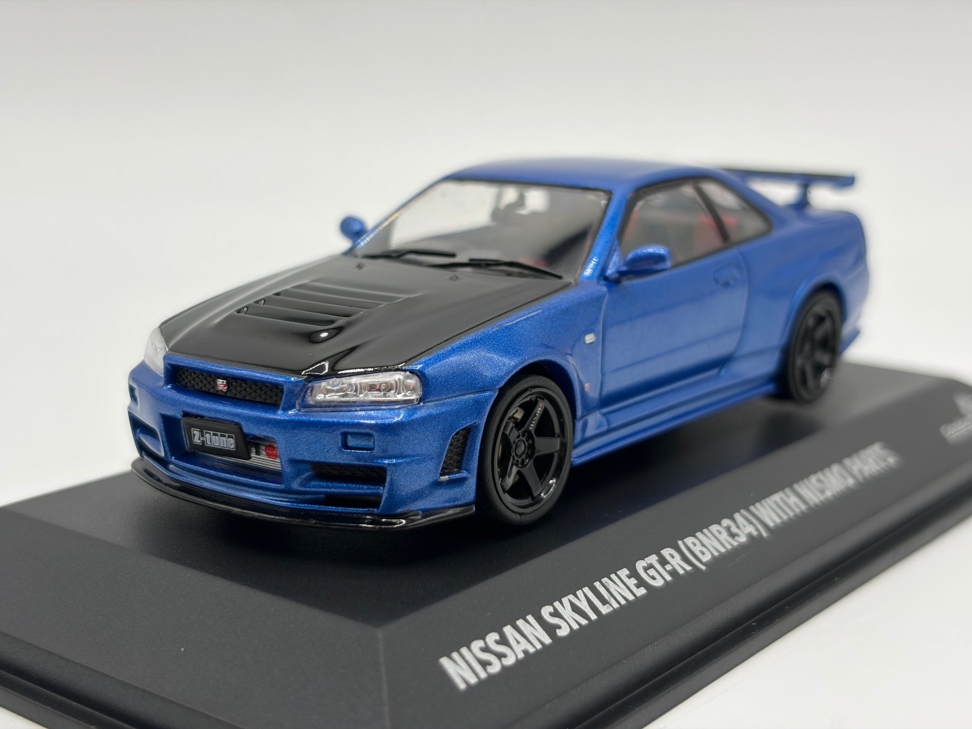 1/43 1998 Nissan Skyline GT-R (R34) ZTune - Bayside Blue - Solido | Model Car
