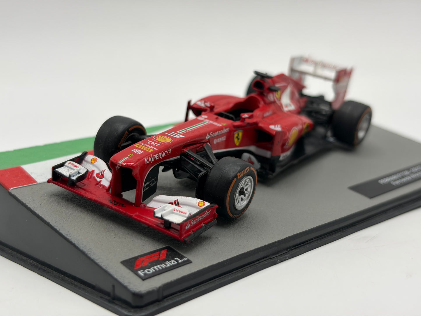 1/43 2013 Ferrari F138 - Fernando Alonso | Model F1 Car
