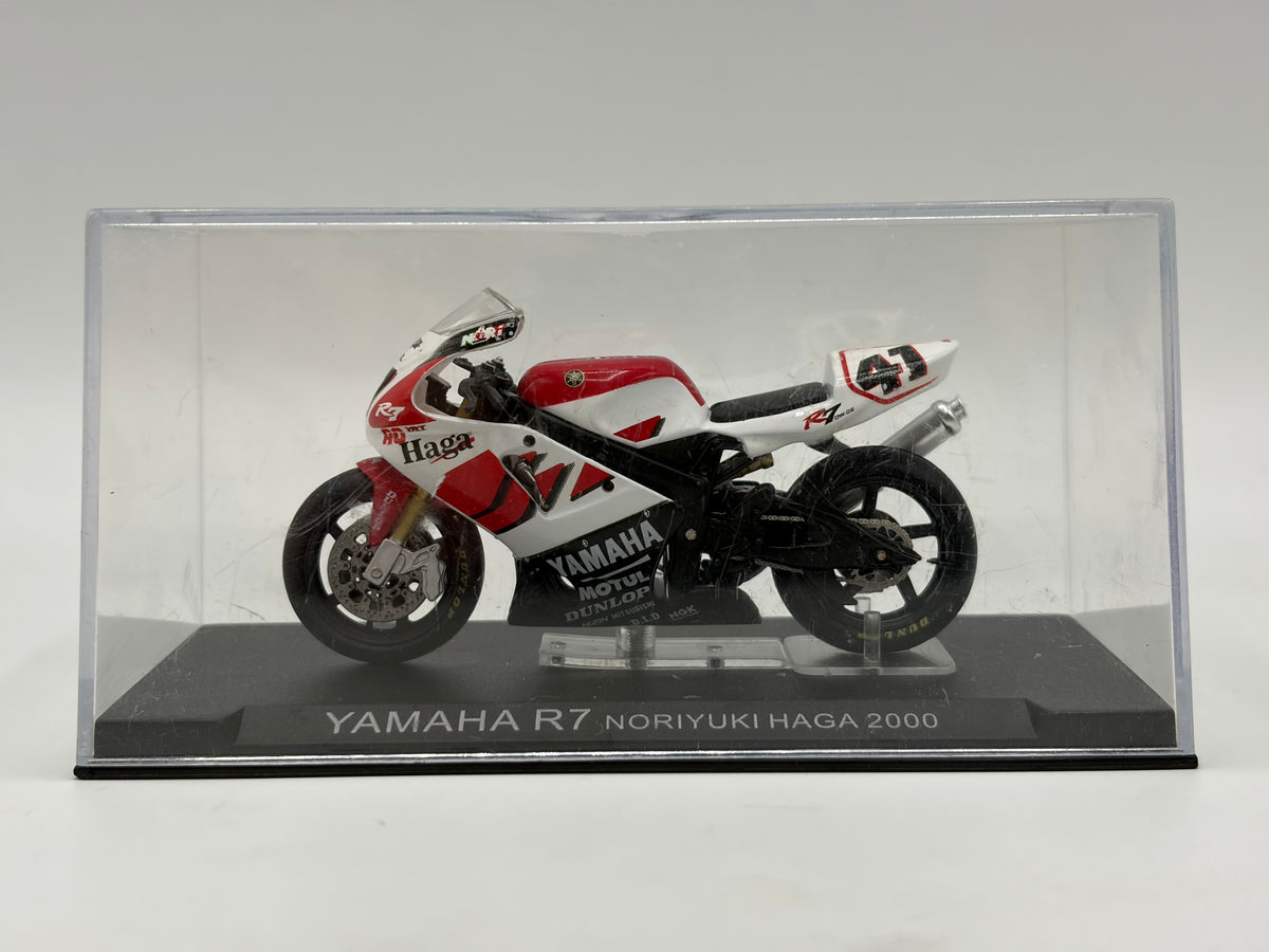 1/24 2000 Yamaha R7 - Noriyuka Haga | Champion Racing Bikes