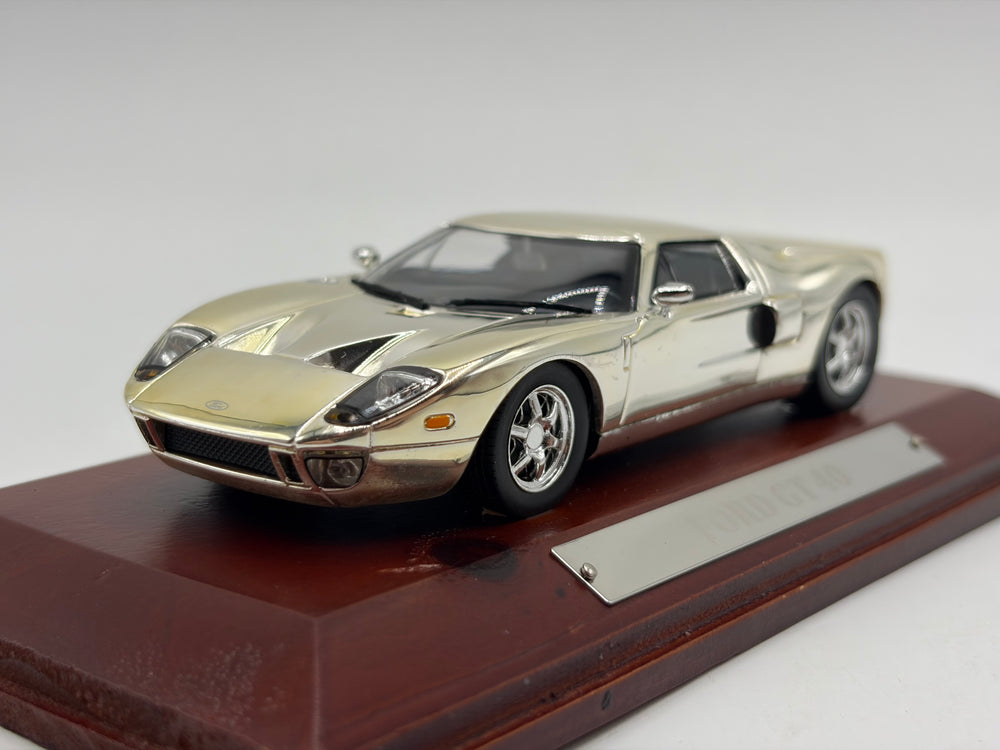 1/43 2005 Ford GT - Chrome | Model Car