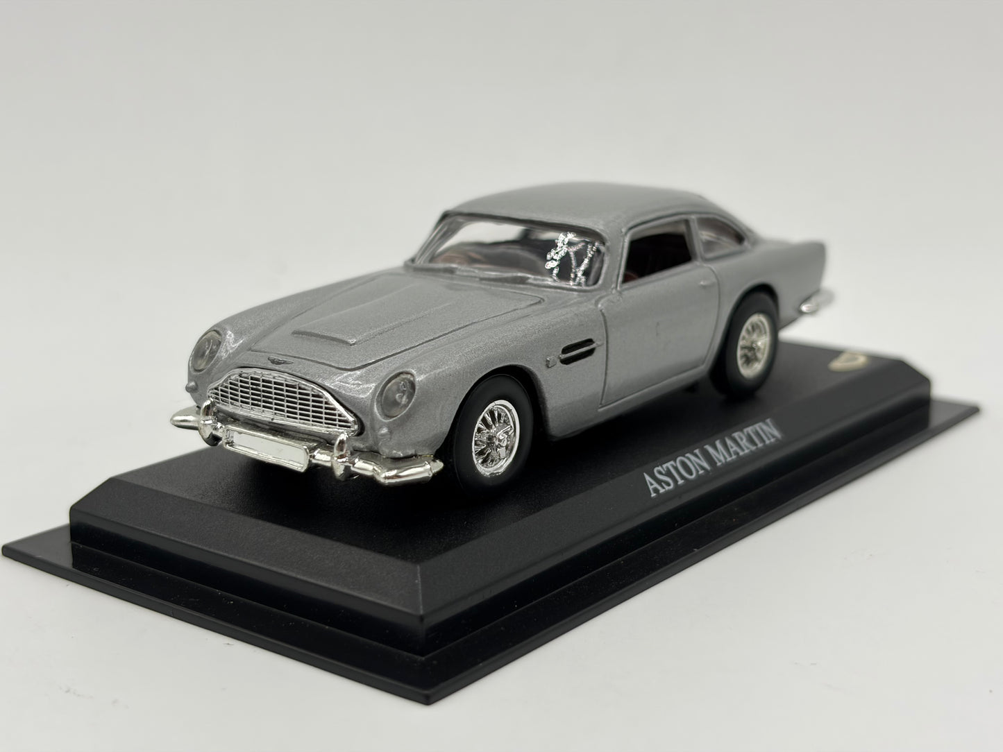 1/43 1964 Aston Martin Martin DB5 - Del Prado | Model Car