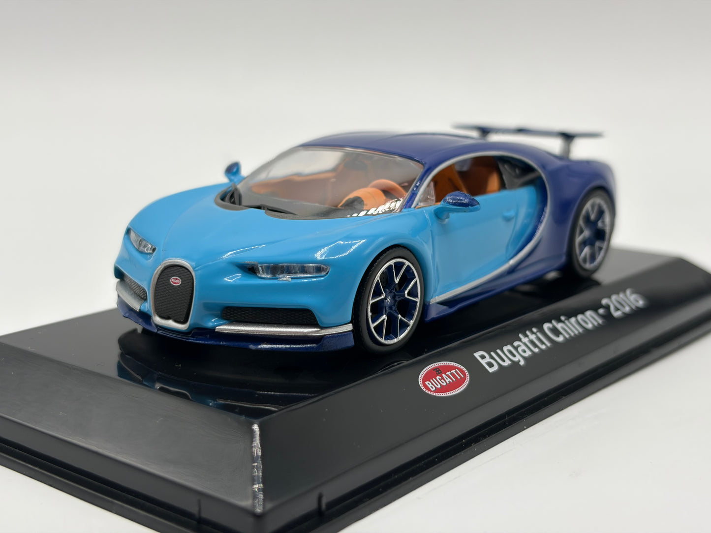 1/43 2016 Bugatti Chiron | Model Car | Supercar Collection