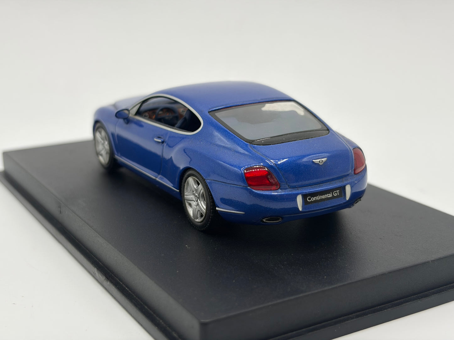 1/43 2011 Bentley Continental GT - Minichamps | Model Car