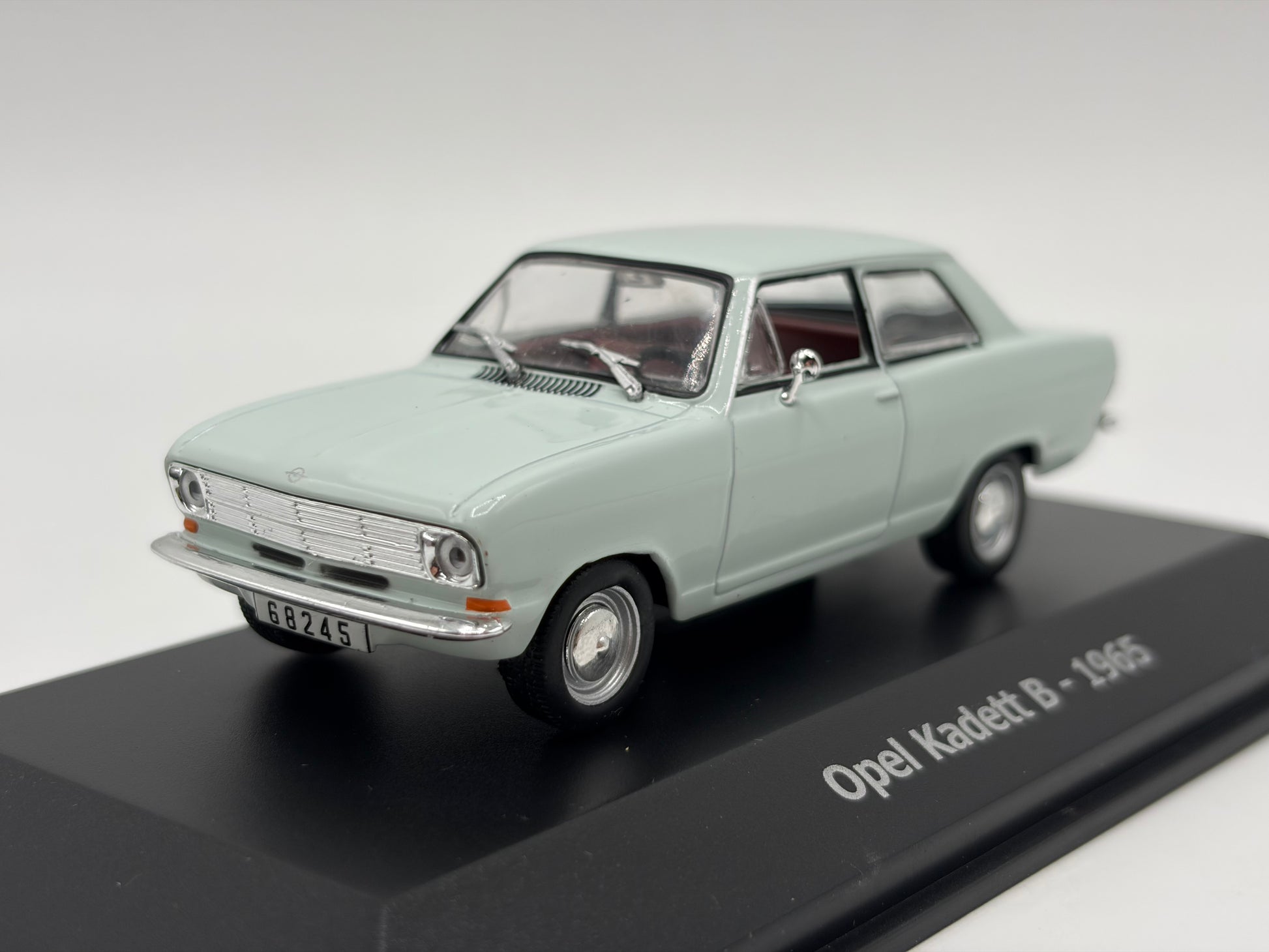 1/43 1965 Opel Kadett B | Model Car
