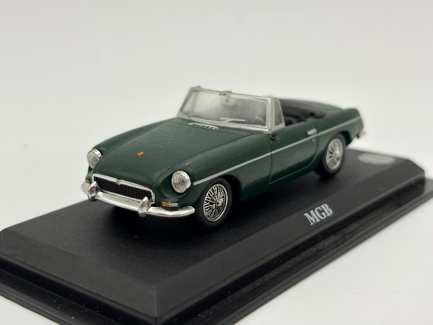 1/43 1962 MGB Roadster - Del Prado | Model Car