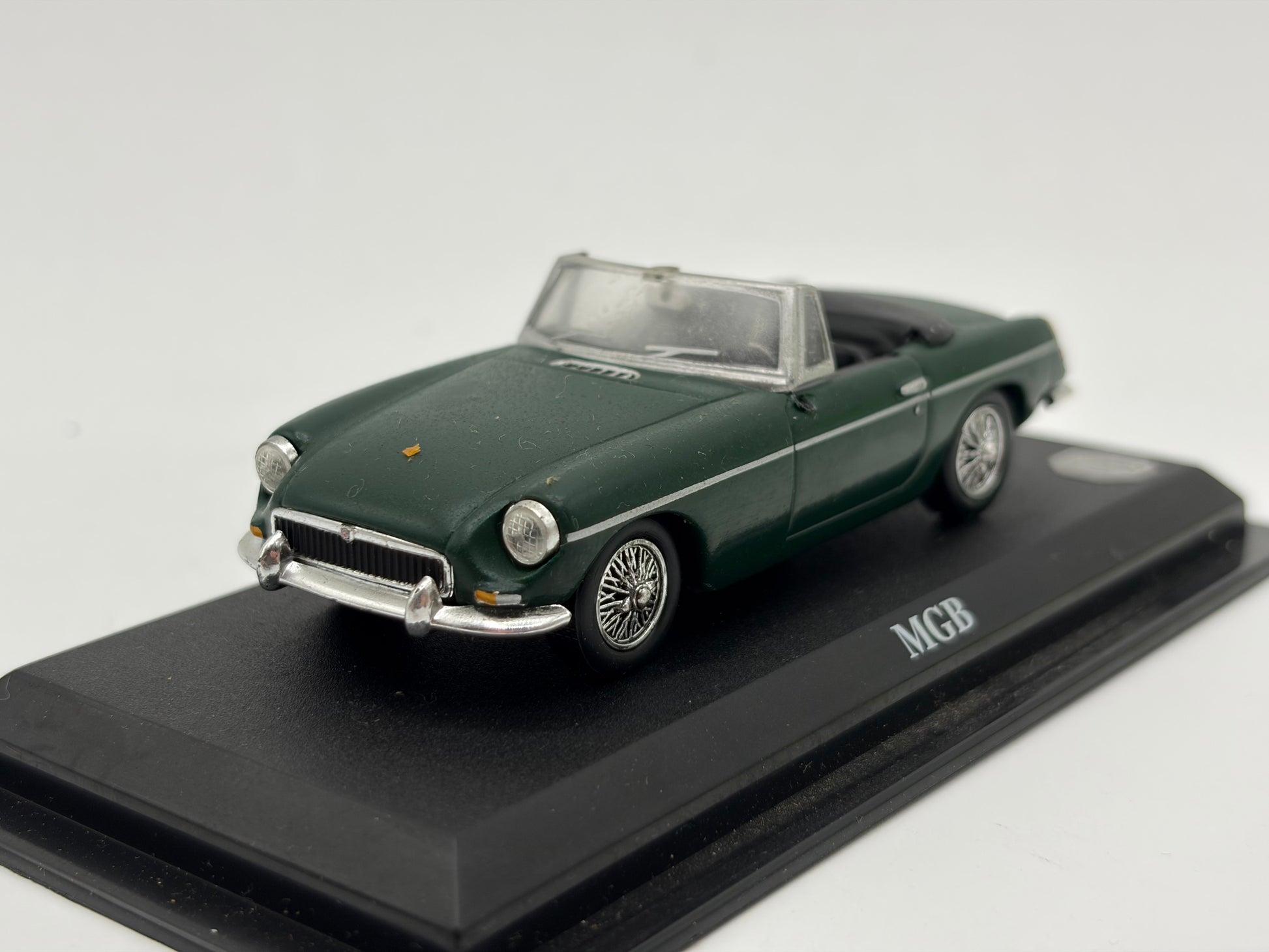 1/43 1962 MGB Roadster - Del Prado | Model Car
